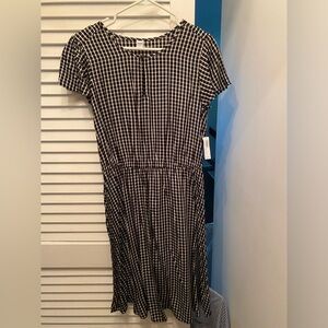 Black and white plaid